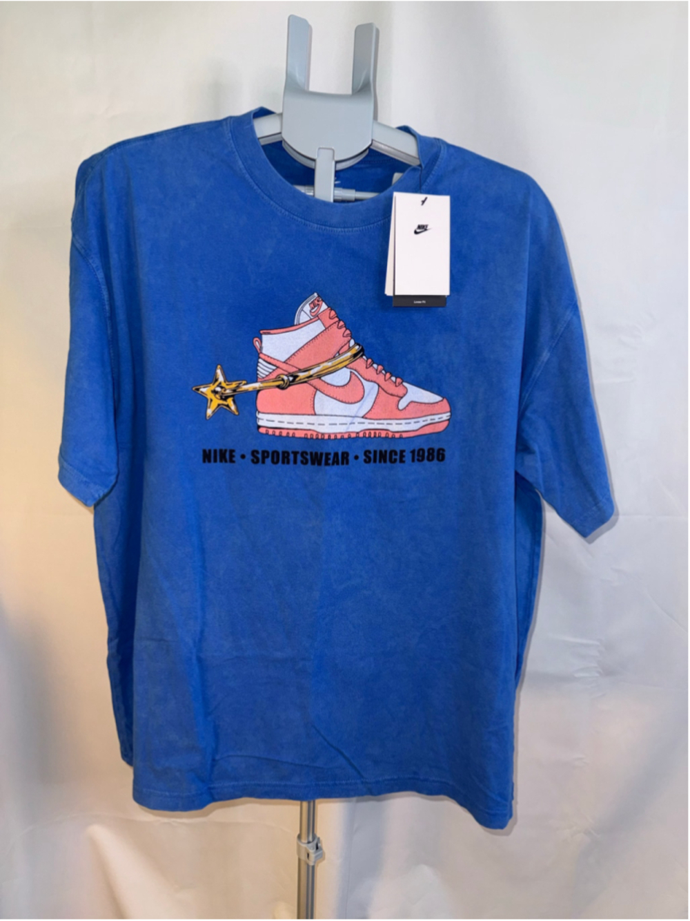 Men's Nike Graphic Short Sleeve Tee XXL Blue Pink